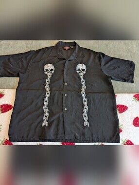 Dragonfly short sleeve button up shirt embroidered skull and chain Size 2XL